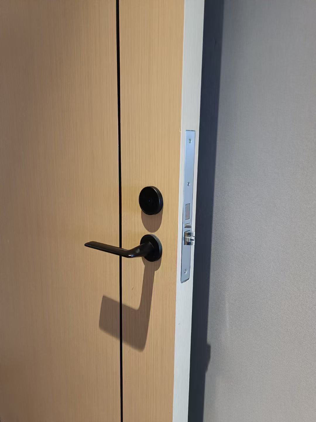 Khóa khách sạn tách rời F5