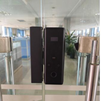Khóa cửa kính nhà máy