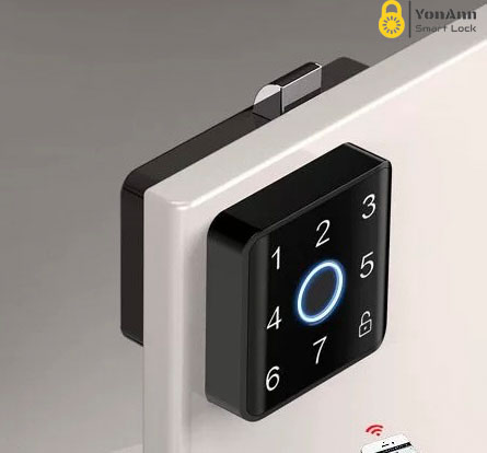 Cerradura inteligente para armarios Tuya con lector de huellas dactilares: control mediante aplicación, contraseña, NFC y desbloqueo multiacceso.