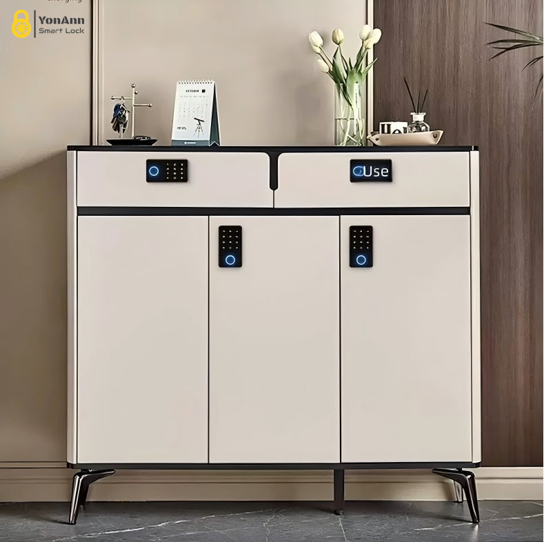 Cerradura inteligente para armarios Tuya con lector de huellas dactilares: control mediante aplicación, contraseña, NFC y desbloqueo multiacceso.